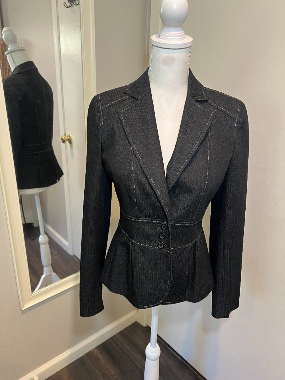 Ann Taylor LOFT Black Pinstripe Denim Button Blazer, Size 4